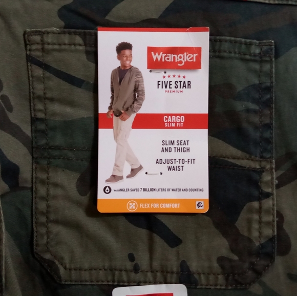 NWT Boys' Wrangler Cargo Slim Fit Pants - Picture 6 of 8